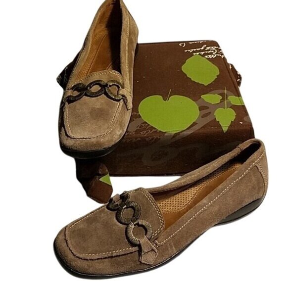 Naturalizer Womens Suede Loafers Size 7.5 - Picture 1 of 6